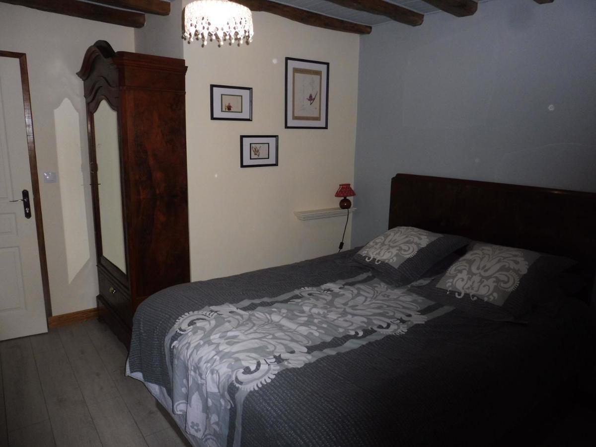 Chambre D'Hotes Des 3 Ifs Vernot Екстер'єр фото