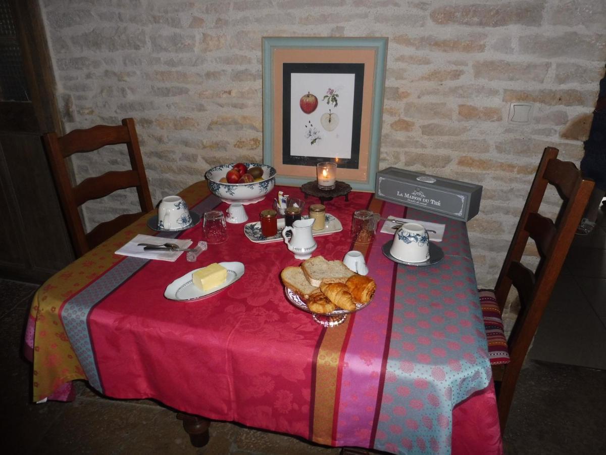 Chambre D'Hotes Des 3 Ifs Vernot Екстер'єр фото